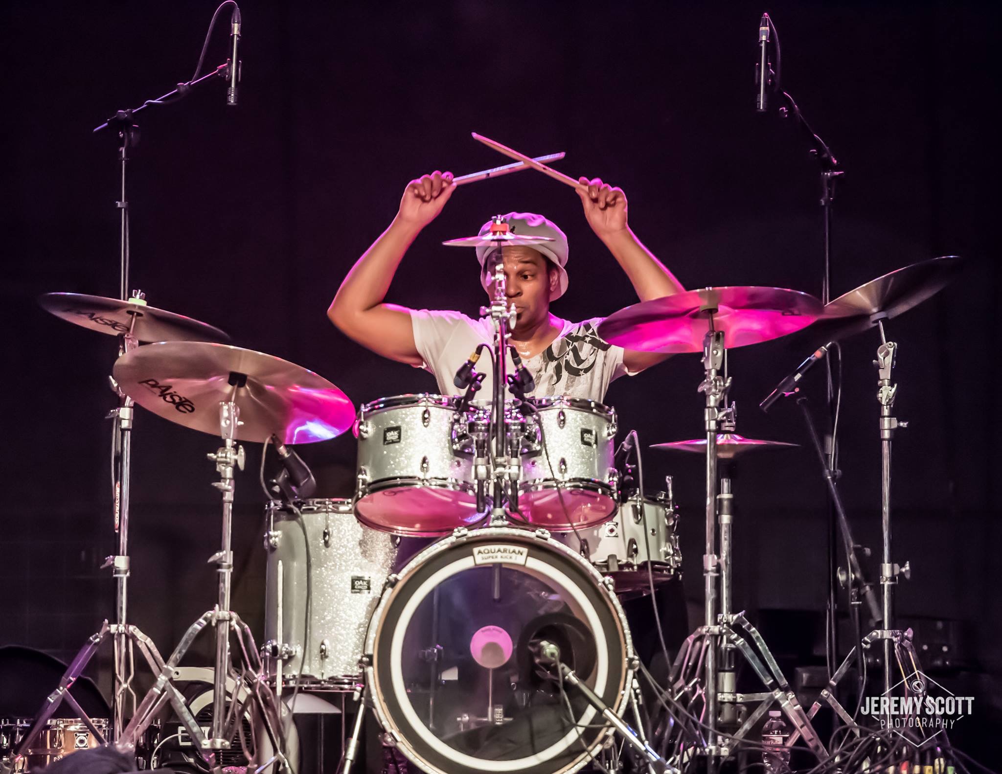 sound-design-live-5-pro-drummers-explain-how-to-make-a-drum-kit-quieter-on-stage-go-go-ray2